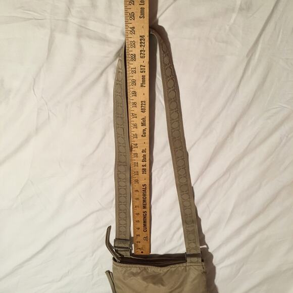 Kenneth Cole Reaction crossbody travel messenger bag adjustable strap Neutral - Picture 10 of 13